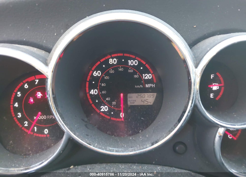2006 TOYOTA MATRIX VIN: 2T1KR32E66C572083