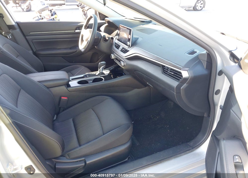 2024 NISSAN ALTIMA SV FWD VIN: 1N4BL4DV3RN348149