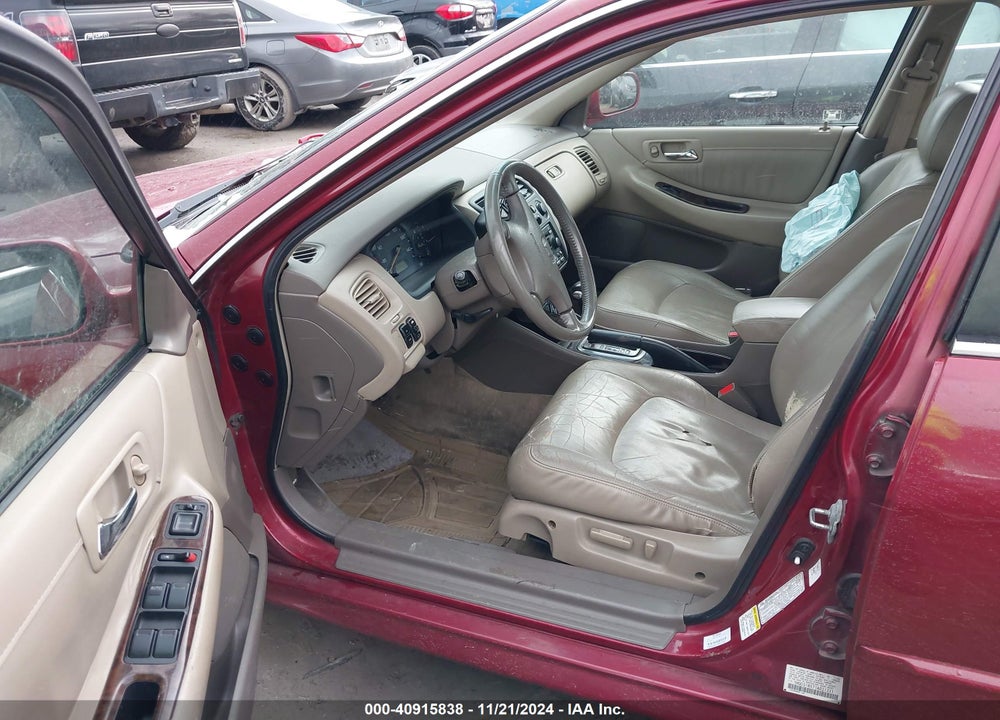 2001 HONDA ACCORD 3.0 EX VIN: 1HGCG16571A021331