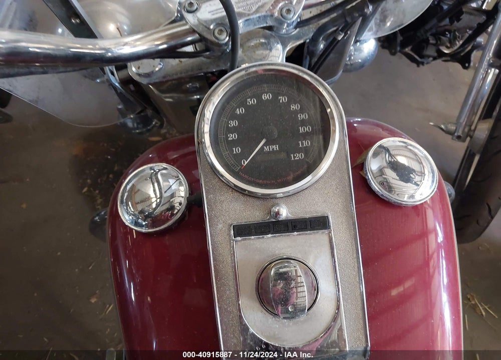 1997 HARLEY-DAVIDSON FLSTC VIN: 1HD1BJL49VY038434