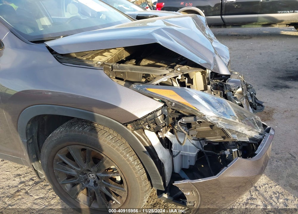 2019 TOYOTA HIGHLANDER SE VIN: 5TDJZRFHXKS965931