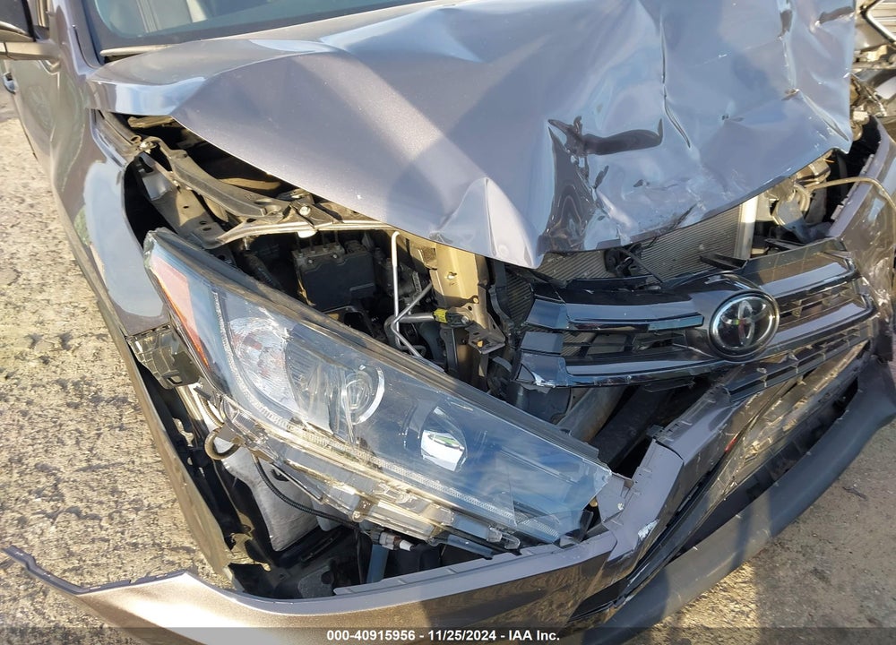2019 TOYOTA HIGHLANDER SE VIN: 5TDJZRFHXKS965931