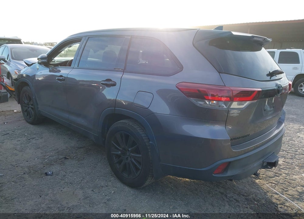 2019 TOYOTA HIGHLANDER SE VIN: 5TDJZRFHXKS965931