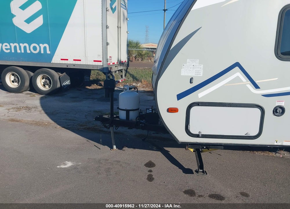 2018 APEX TRAVEL TRAILER VIN: 5ZT2CXHC4JL003909