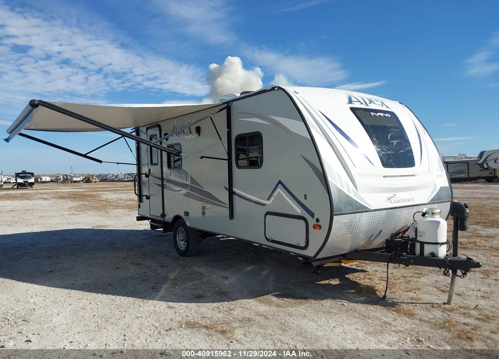 2018 APEX TRAVEL TRAILER VIN: 5ZT2CXHC4JL003909