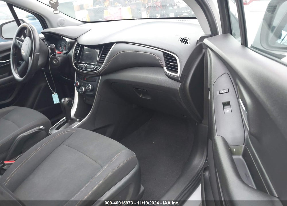 2018 CHEVROLET TRAX LS VIN: 3GNCJKSB7JL367154