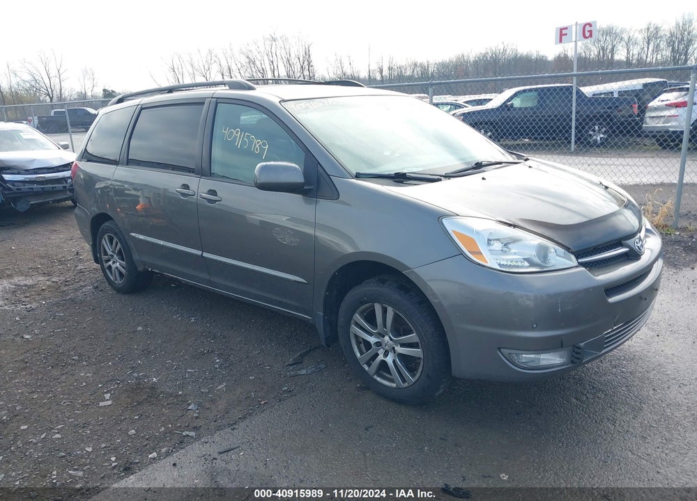 2004 TOYOTA SIENNA XLE LIMITED VIN: 5TDBA22C44S026788