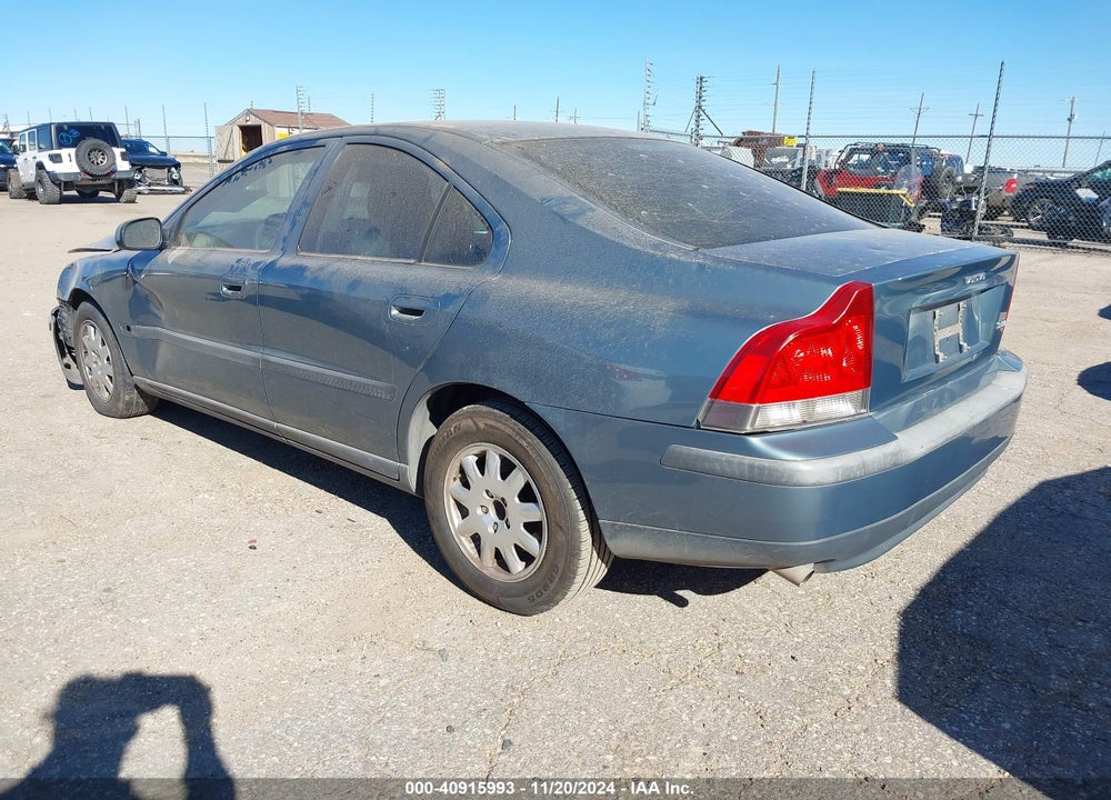 2002 VOLVO S60 2.4 VIN: YV1RS61R122128640