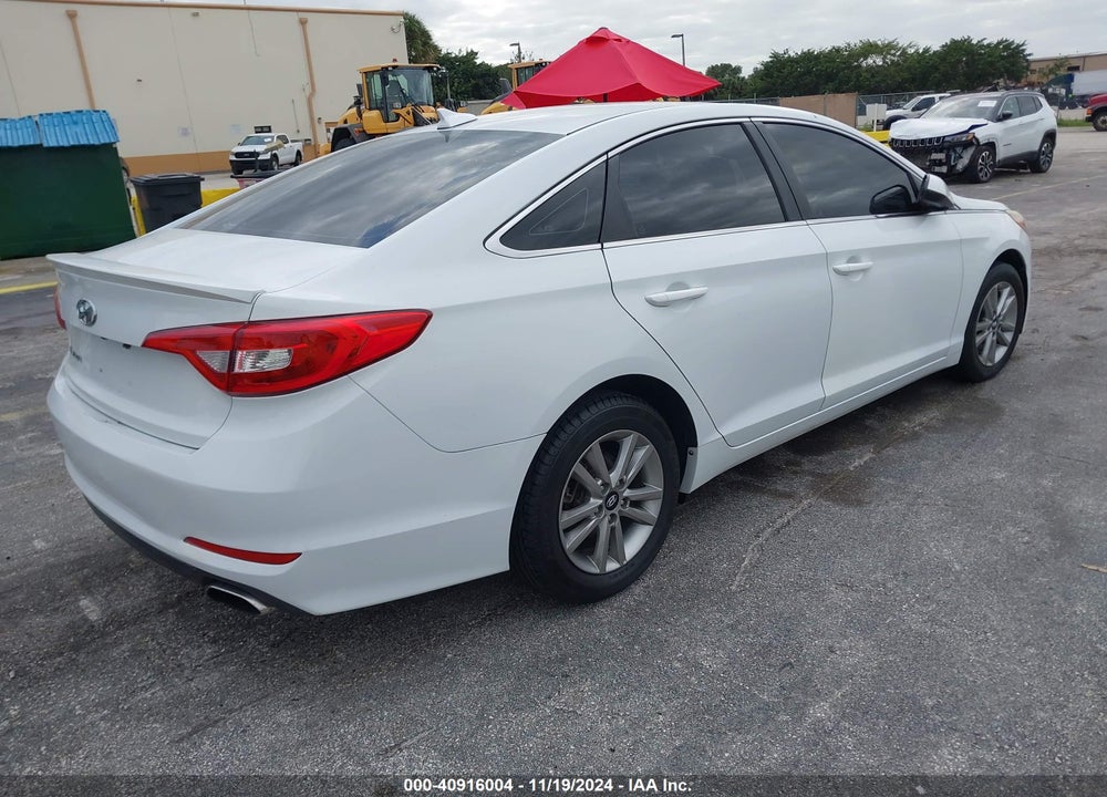 2016 HYUNDAI SONATA SE VIN: 5NPE24AF0GH333404