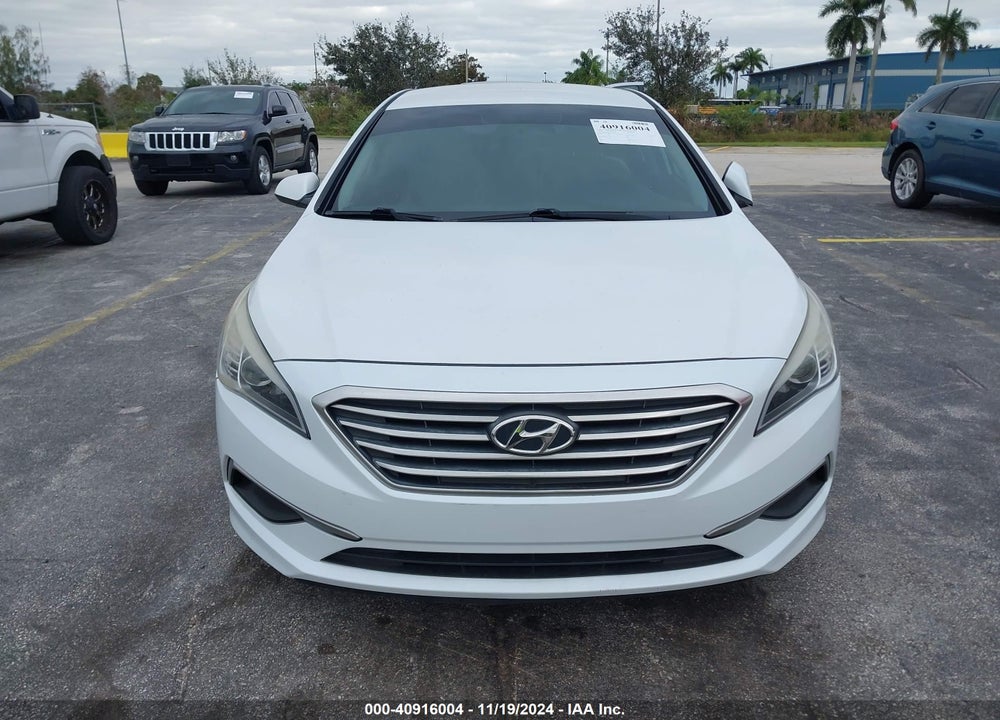 2016 HYUNDAI SONATA SE VIN: 5NPE24AF0GH333404