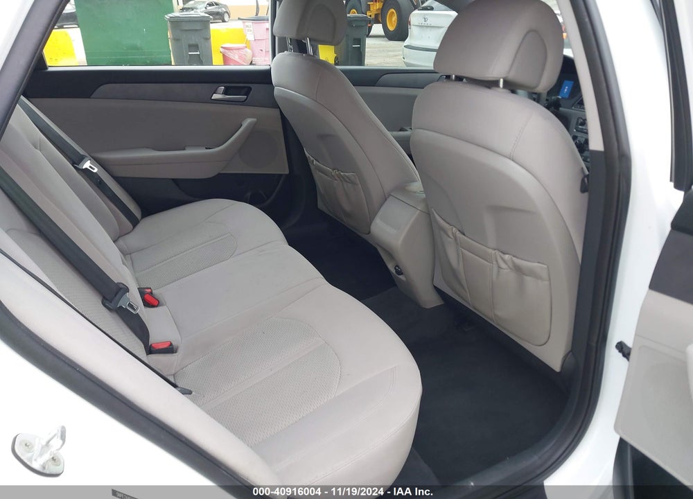 2016 HYUNDAI SONATA SE VIN: 5NPE24AF0GH333404