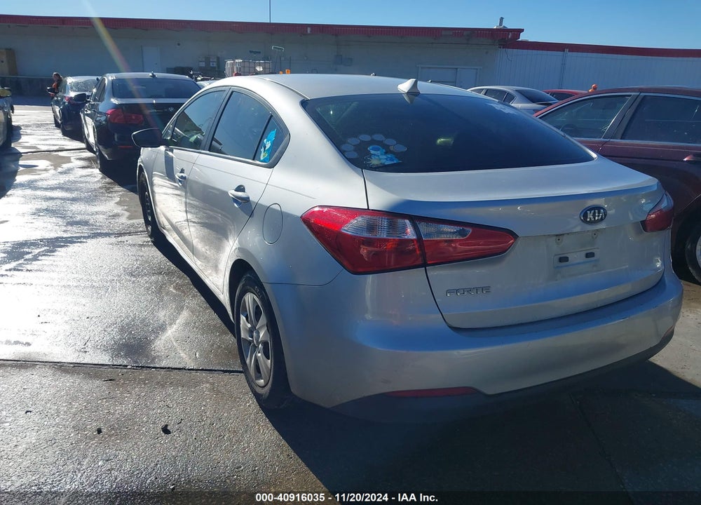 2016 KIA FORTE VIN: KNAFK4A68G5514736