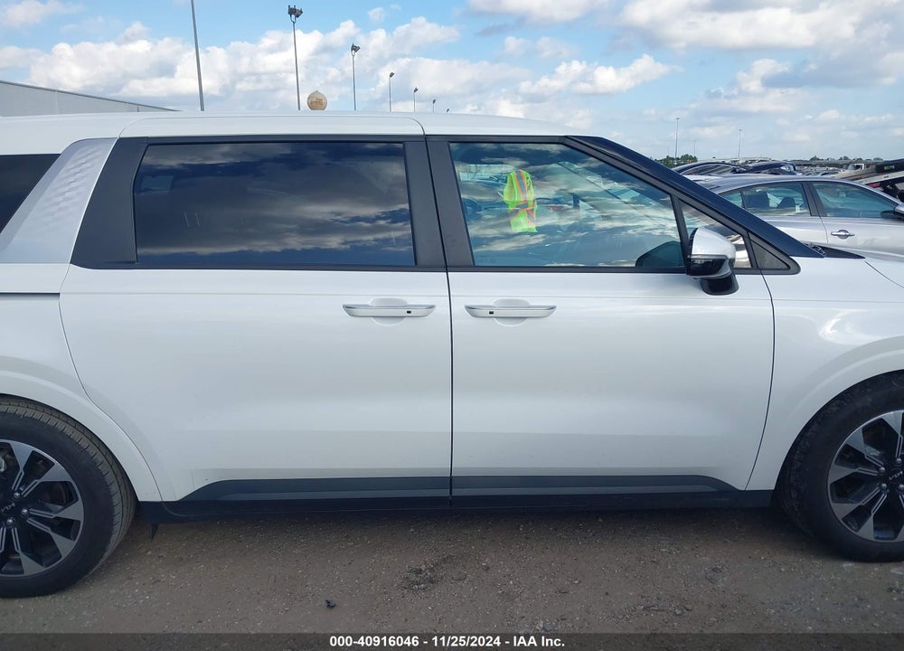 2024 KIA CARNIVAL MPV EX VIN: KNDNC5H33R6338477