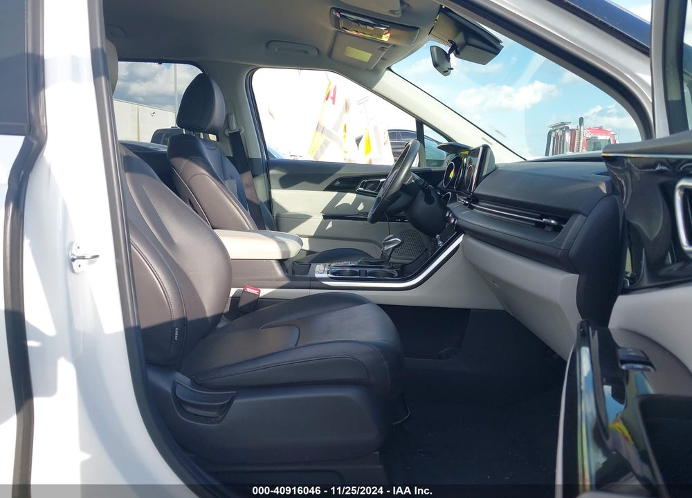 2024 KIA CARNIVAL MPV EX VIN: KNDNC5H33R6338477