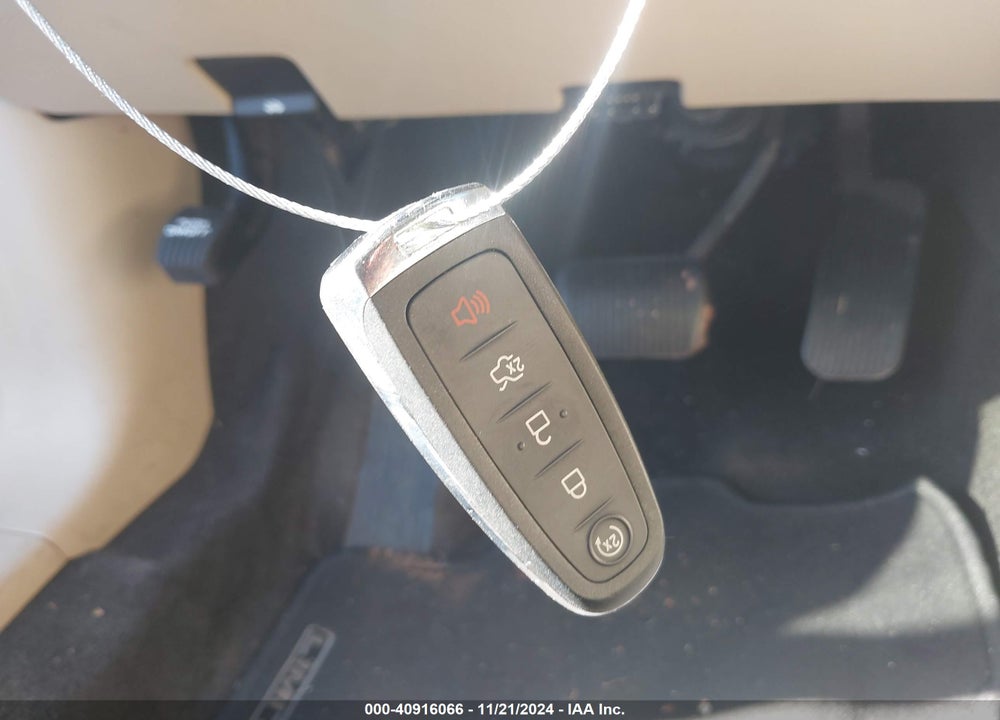 2013 FORD TAURUS LIMITED VIN: 1FAHP2F8XDG173602