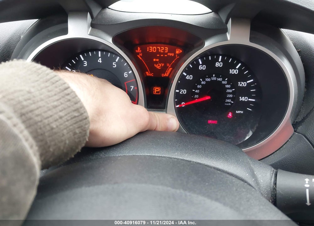 2012 NISSAN JUKE SV VIN: JN8AF5MV1CT110116