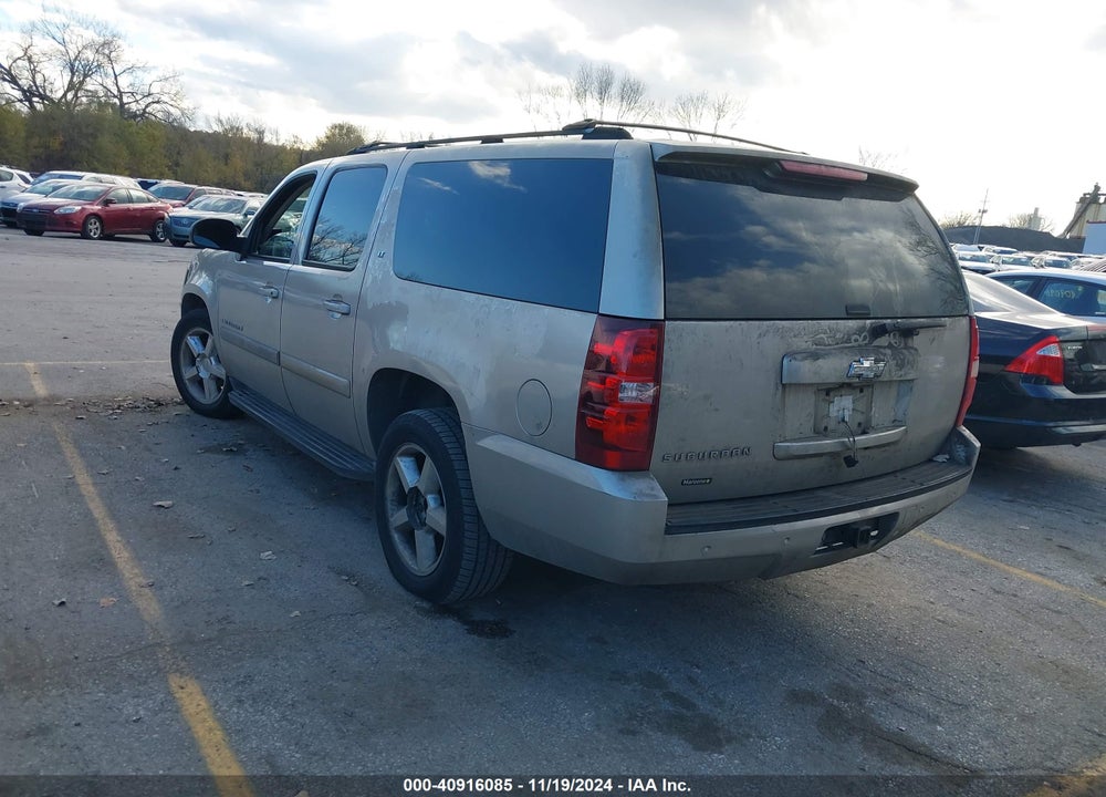 2007 CHEVROLET SUBURBAN 1500 LT VIN: 3GNFC16J27G100492