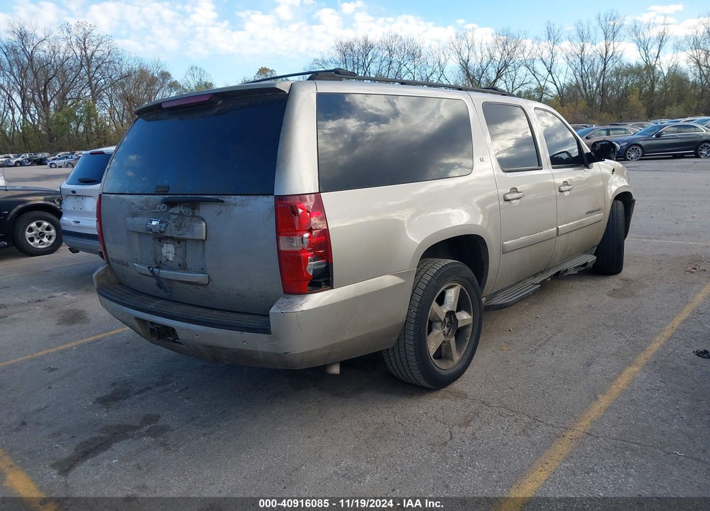 2007 CHEVROLET SUBURBAN 1500 LT VIN: 3GNFC16J27G100492
