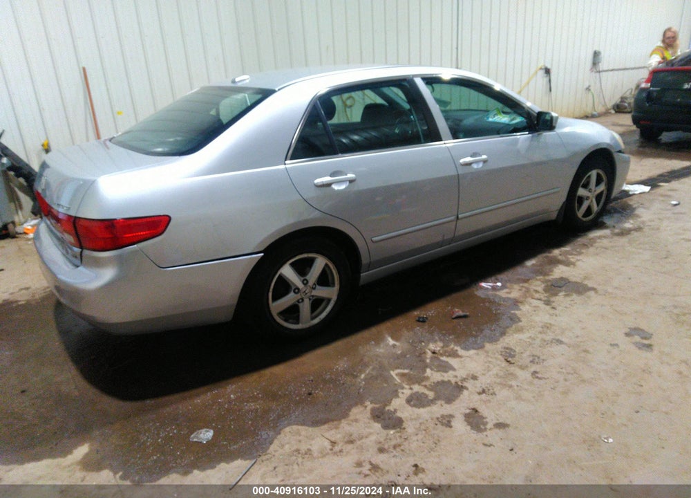 2005 HONDA ACCORD 2.4 EX VIN: 1HGCM56805A072265