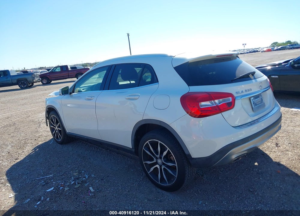 2015 MERCEDES-BENZ GLA 250 4MATIC VIN: WDCTG4GB0FJ156799