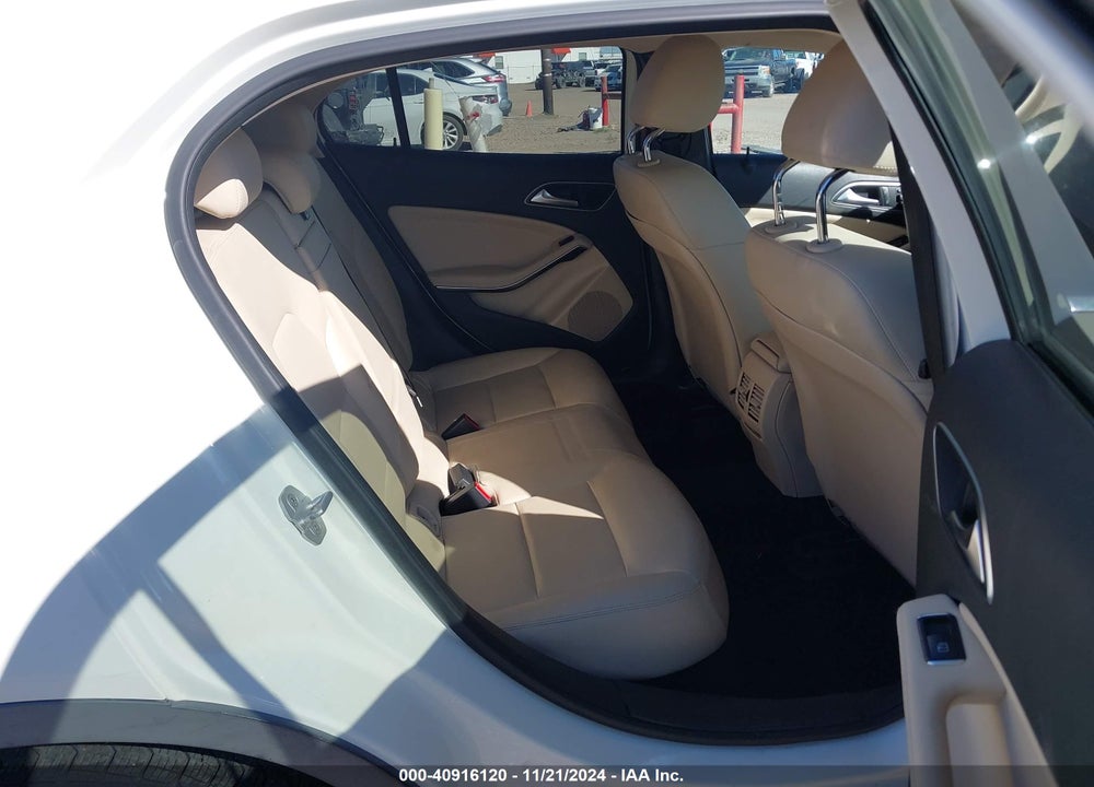 2015 MERCEDES-BENZ GLA 250 4MATIC VIN: WDCTG4GB0FJ156799