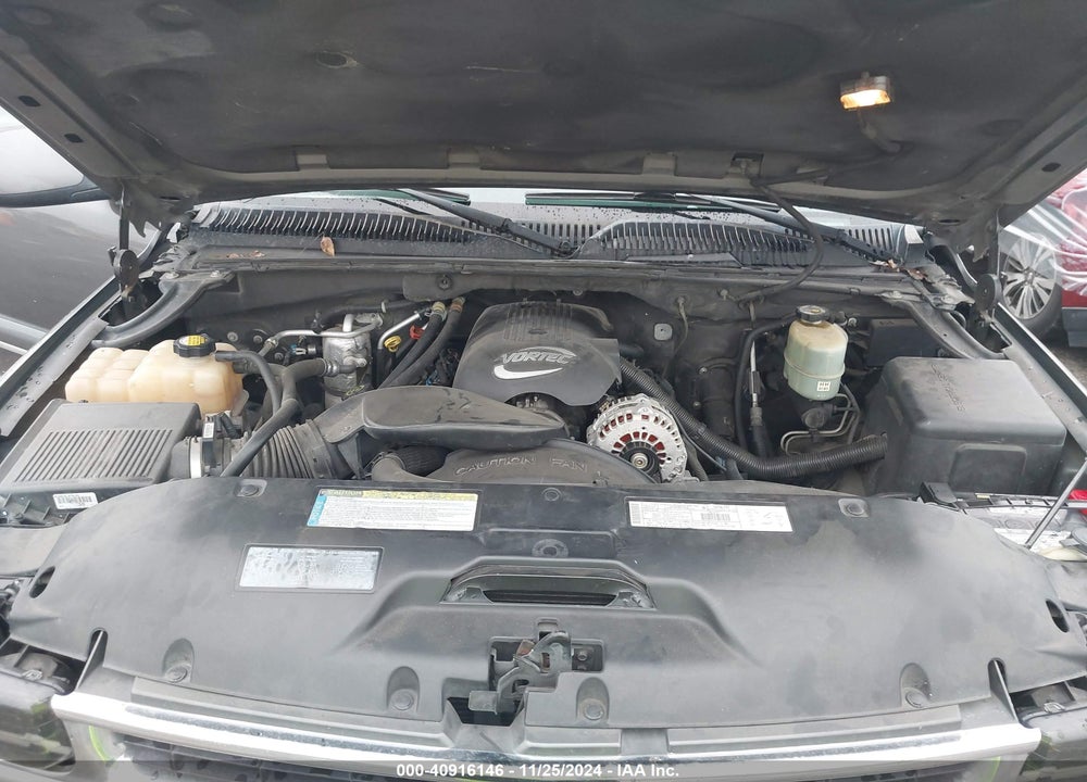 2001 CHEVROLET SUBURBAN 2500 LT VIN: 3GNGC26U51G199109