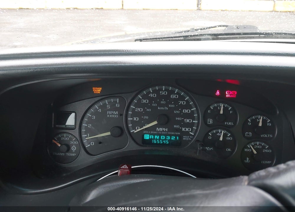 2001 CHEVROLET SUBURBAN 2500 LT VIN: 3GNGC26U51G199109