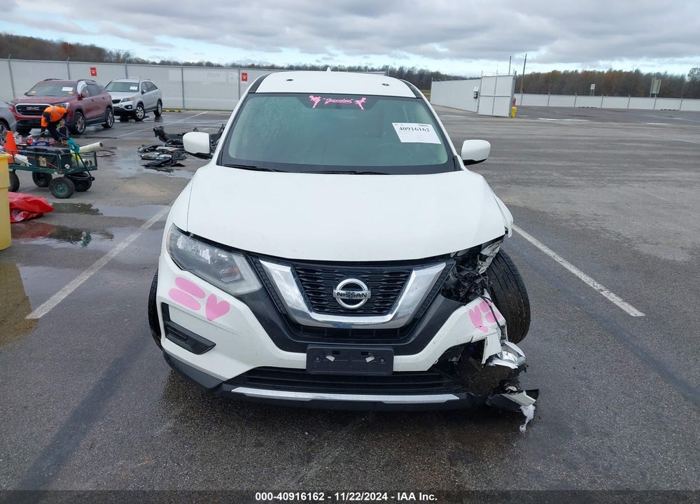 2017 NISSAN ROGUE VIN: JN8AT2MTXHW141330