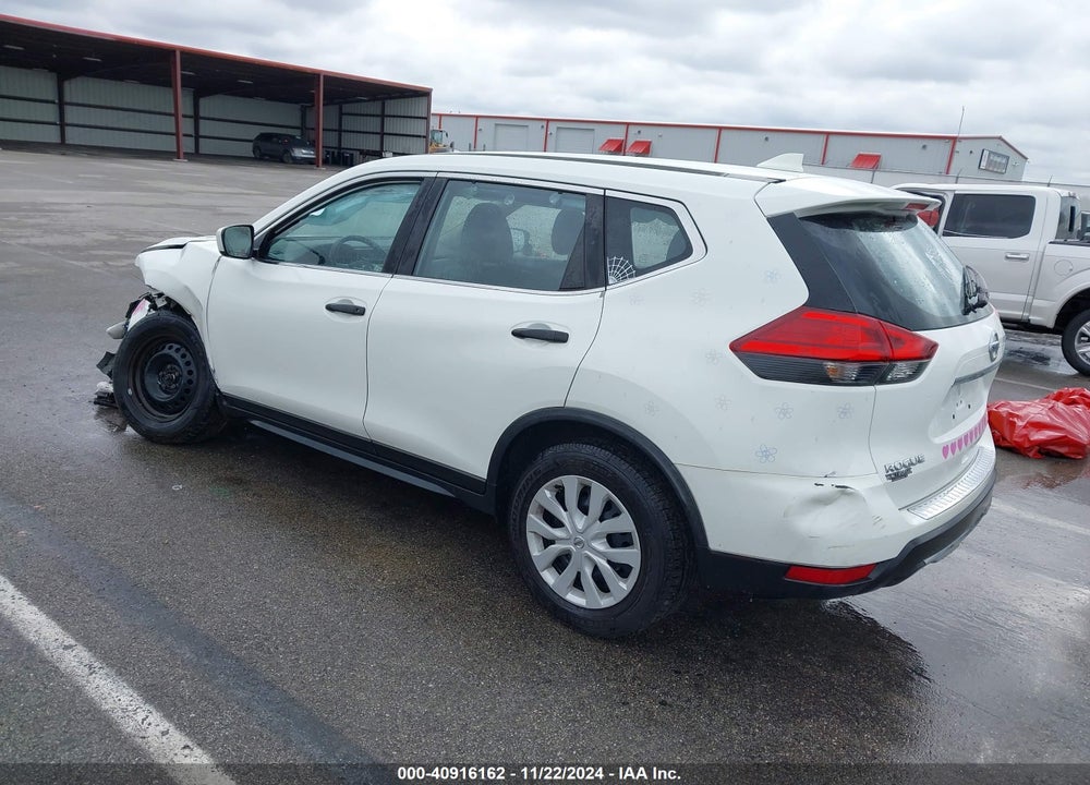 2017 NISSAN ROGUE VIN: JN8AT2MTXHW141330