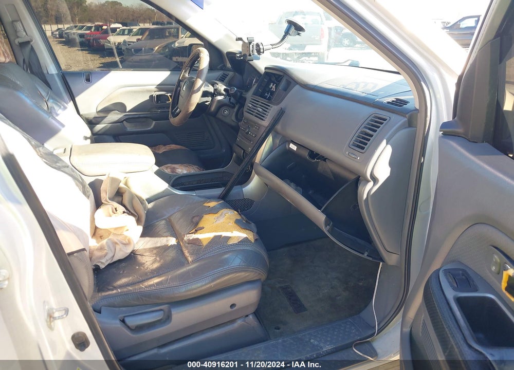 2003 HONDA PILOT EX-L VIN: 2HKYF18603H522036