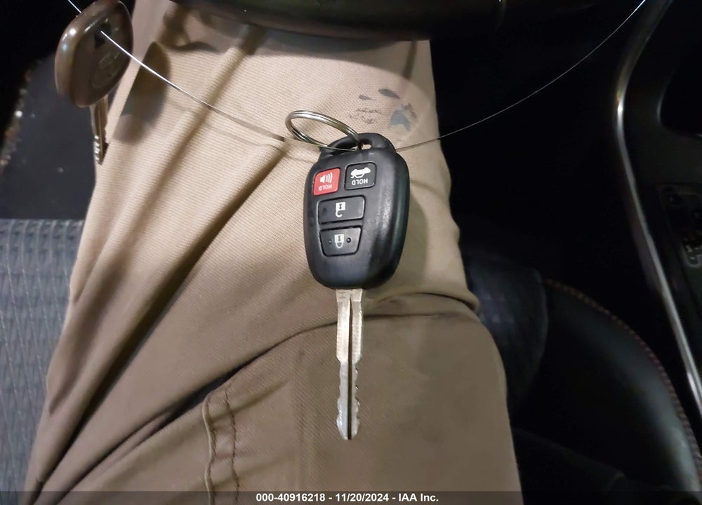 2015 TOYOTA CAMRY SE VIN: 4T1BF1FK7FU877586
