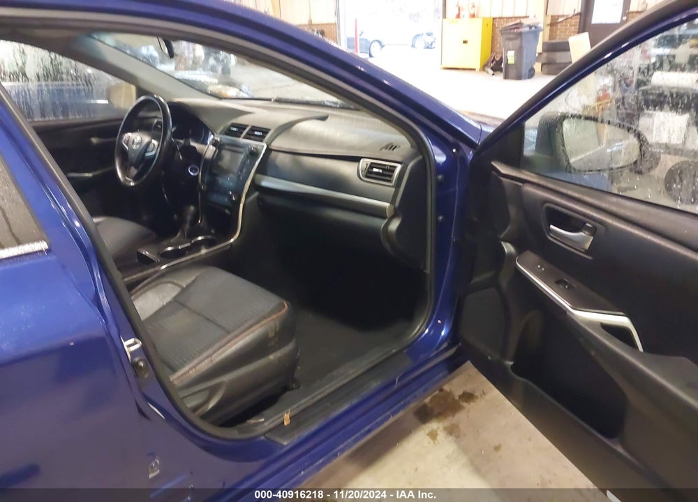 2015 TOYOTA CAMRY SE VIN: 4T1BF1FK7FU877586