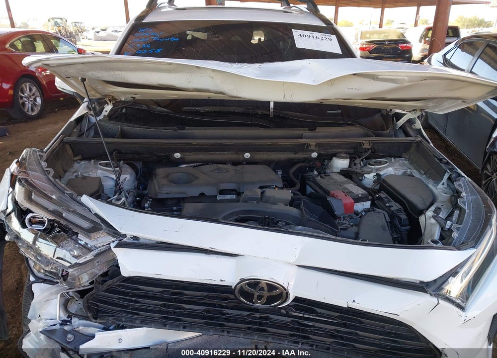 2022 TOYOTA RAV4 XLE VIN: 2T3W1RFV9NC210258