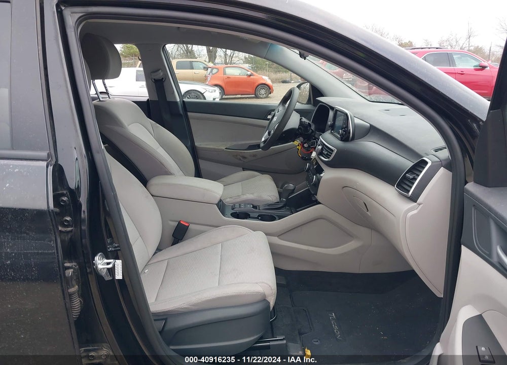 2021 HYUNDAI TUCSON SE VIN: KM8J2CA41MU289627