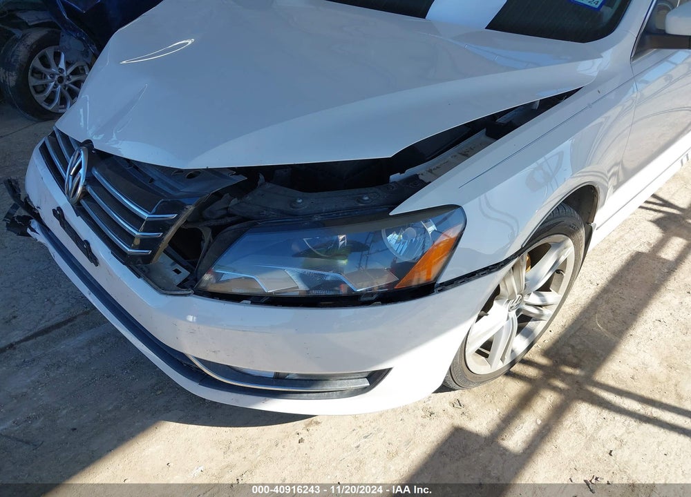 2015 VOLKSWAGEN PASSAT 1.8T SE VIN: 1VWBS7A30FC023643