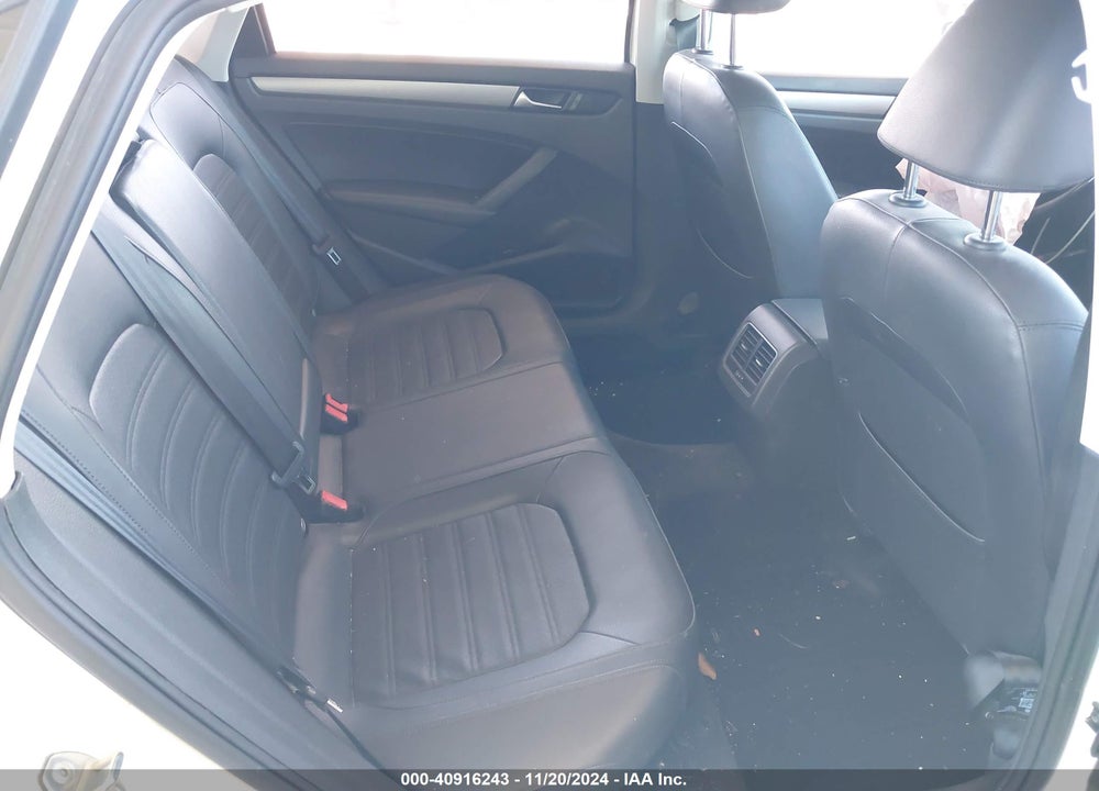 2015 VOLKSWAGEN PASSAT 1.8T SE VIN: 1VWBS7A30FC023643