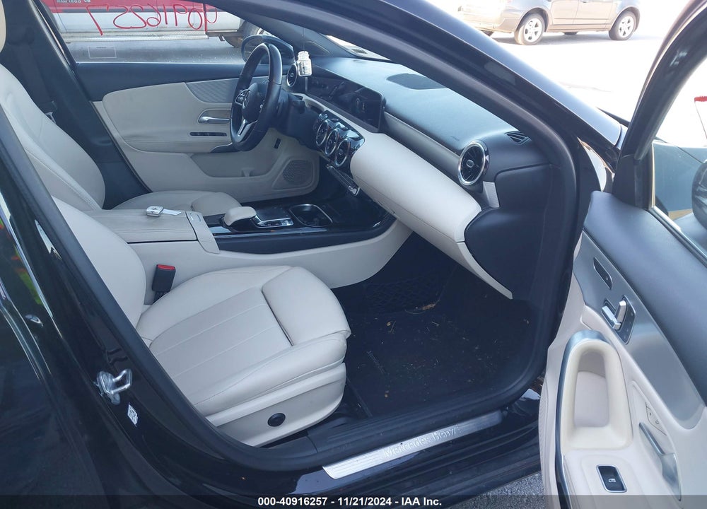 2019 MERCEDES-BENZ A 220 VIN: WDD3G4FB7KW022530