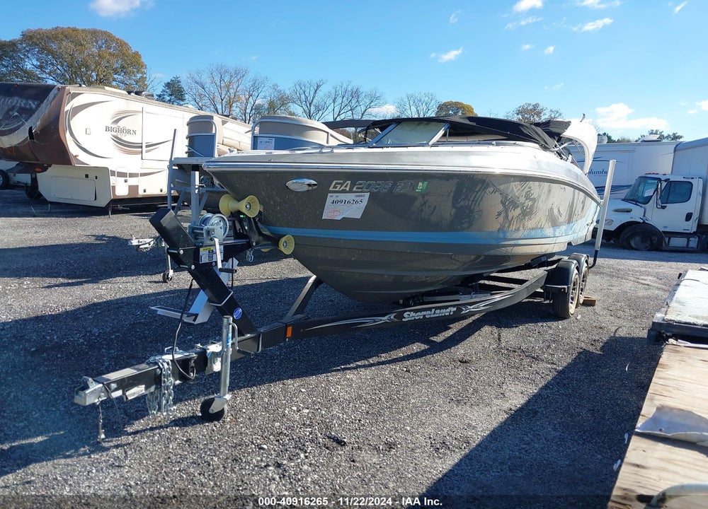 2018 REGAL BOAT VIN: RGMDG985C818