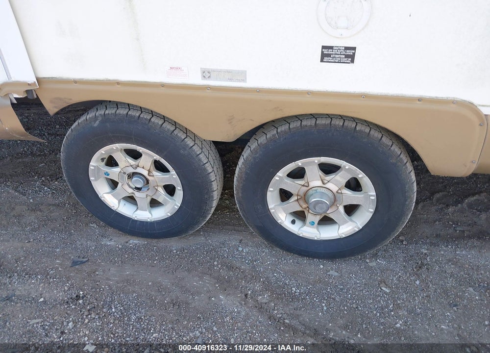 2013 FOREST RIVER FLAGSTAFF SUPER LITE VIN: 4X4TFLC24DD119592