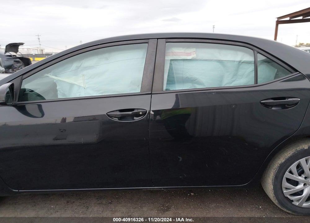 2018 TOYOTA COROLLA LE VIN: 2T1BURHE1JC057591