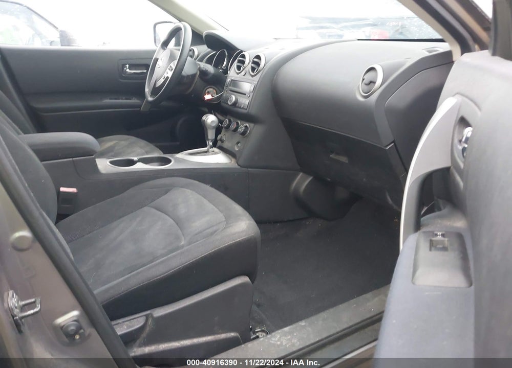 2010 NISSAN ROGUE S VIN: JN8AS5MT2AW026568