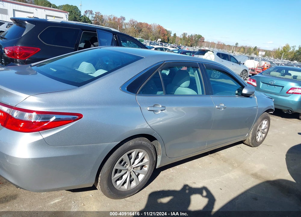 2015 TOYOTA CAMRY LE VIN: 4T1BF1FK6FU997704
