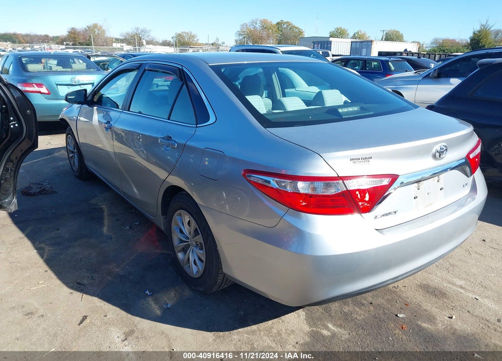 2015 TOYOTA CAMRY LE VIN: 4T1BF1FK6FU997704