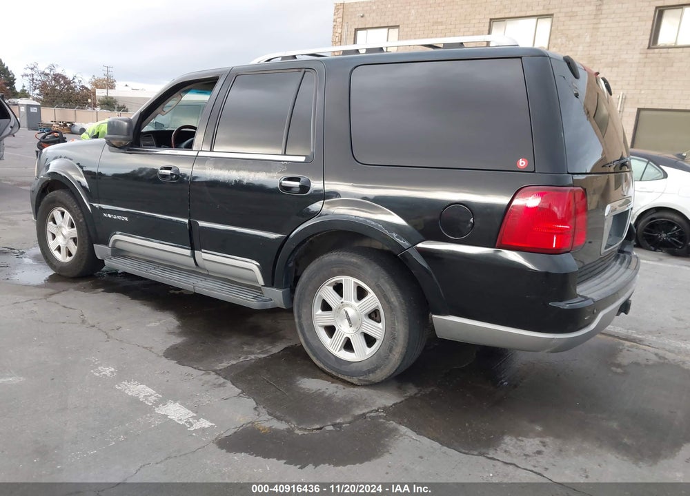 2003 LINCOLN NAVIGATOR VIN: 5LMFU28R13LJ11567