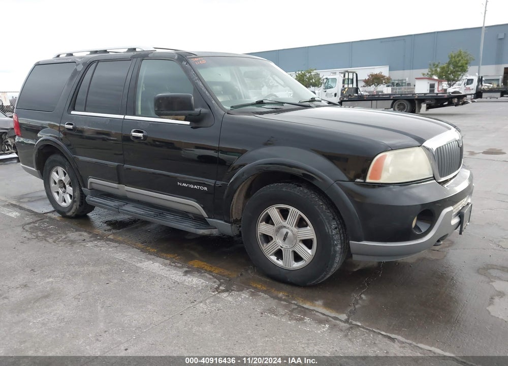 2003 LINCOLN NAVIGATOR VIN: 5LMFU28R13LJ11567