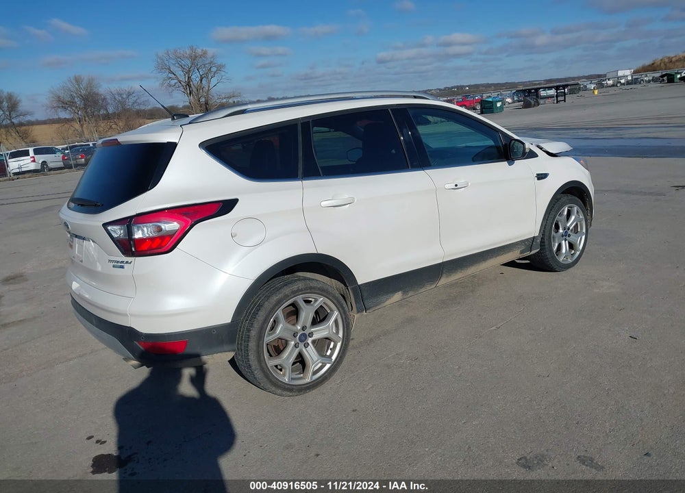 2017 FORD ESCAPE TITANIUM VIN: 1FMCU9J94HUC93596