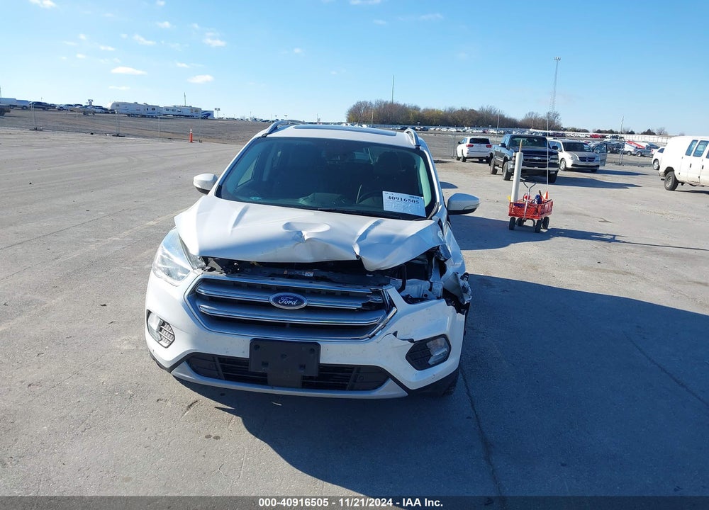2017 FORD ESCAPE TITANIUM VIN: 1FMCU9J94HUC93596