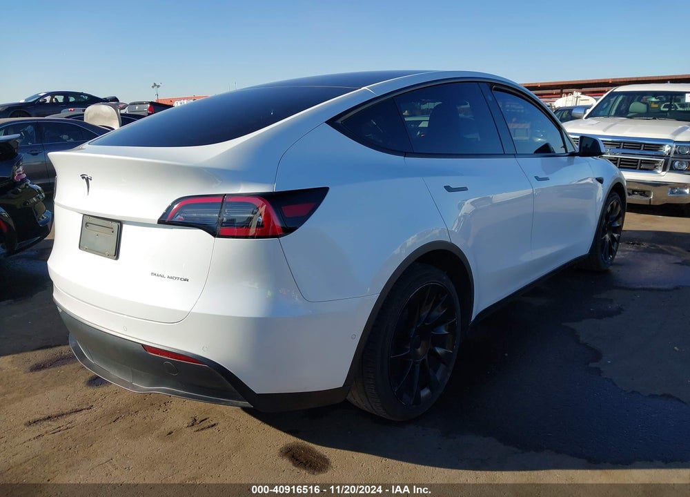 2021 TESLA MODEL Y LONG RANGE DUAL MOTOR ALL-WHEEL DRIVE VIN: 5YJYGDEEXMF208209