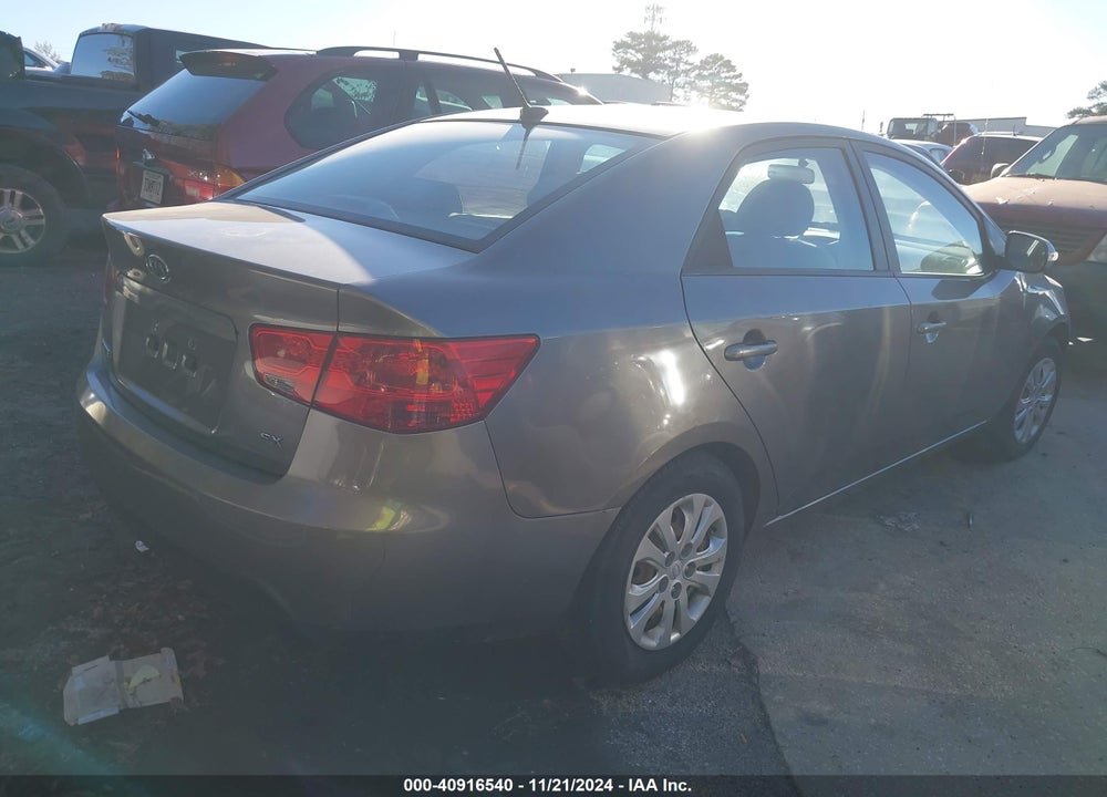 2010 KIA FORTE EX VIN: KNAFU4A24A5061729
