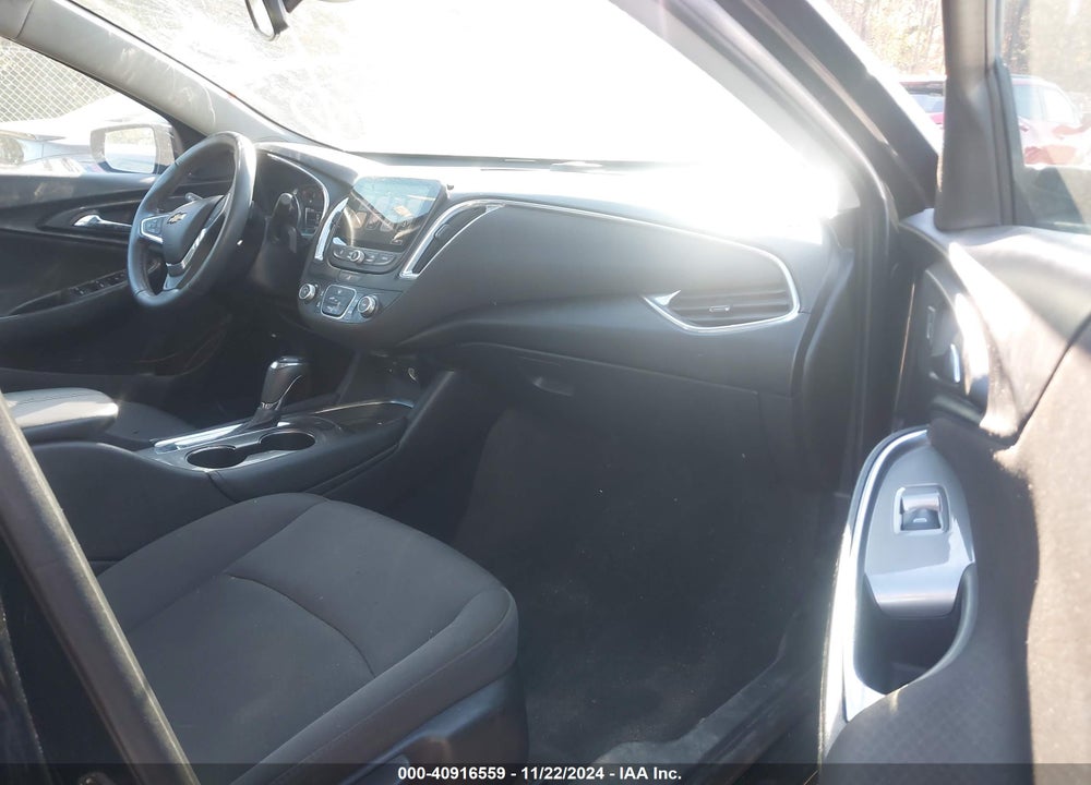 2017 CHEVROLET MALIBU VIN: 1G1ZE5ST1HF289436